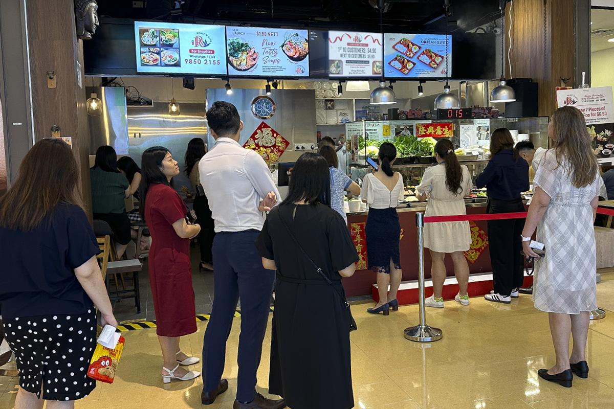 Website 2 Patrons queuing up for Yong Tau Foo
